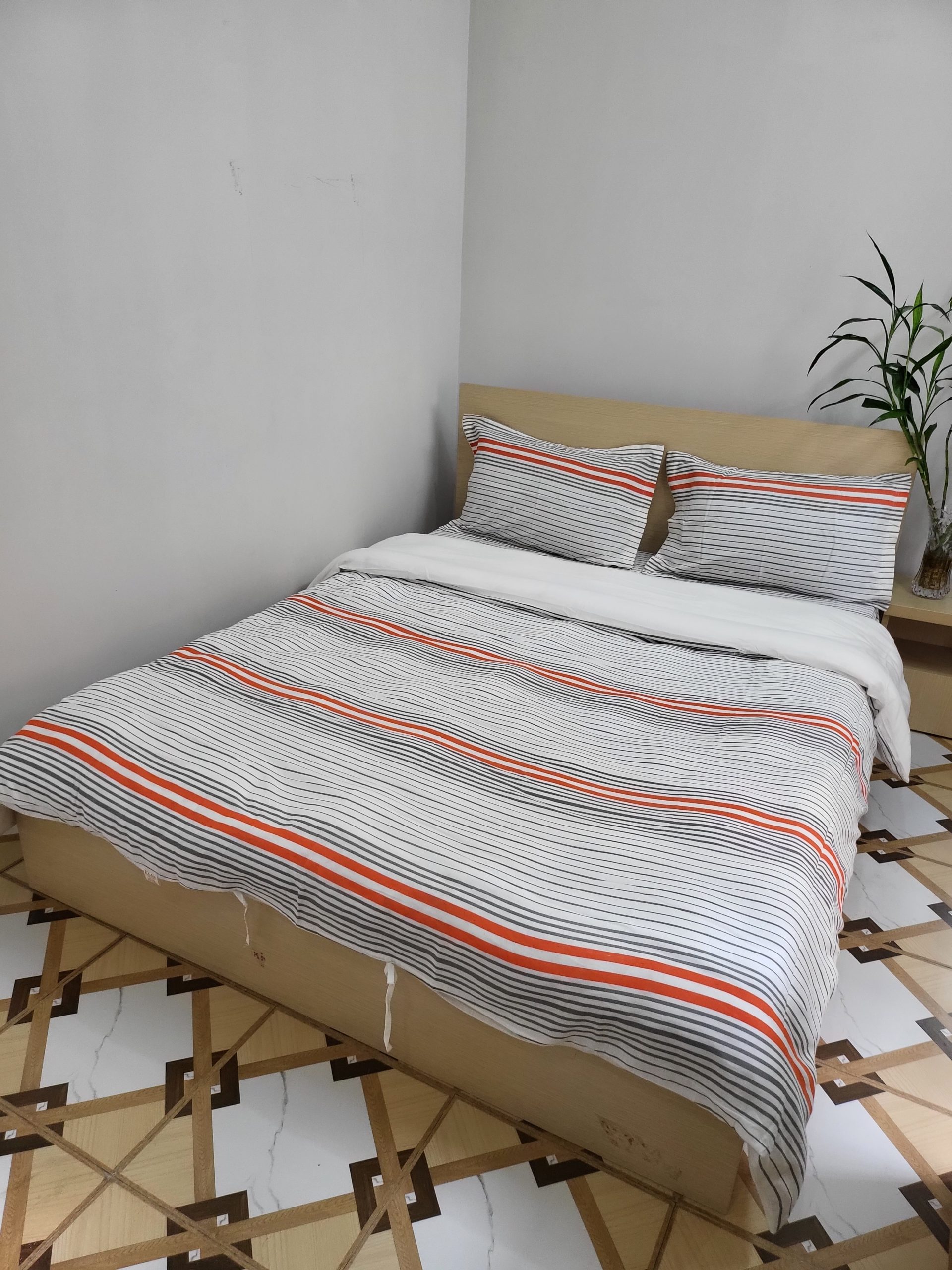 Lining Queen Size Quilt/Duvet Cover Only 5 Lining Queen Size Quilt/Duvet Cover Only - Image 5