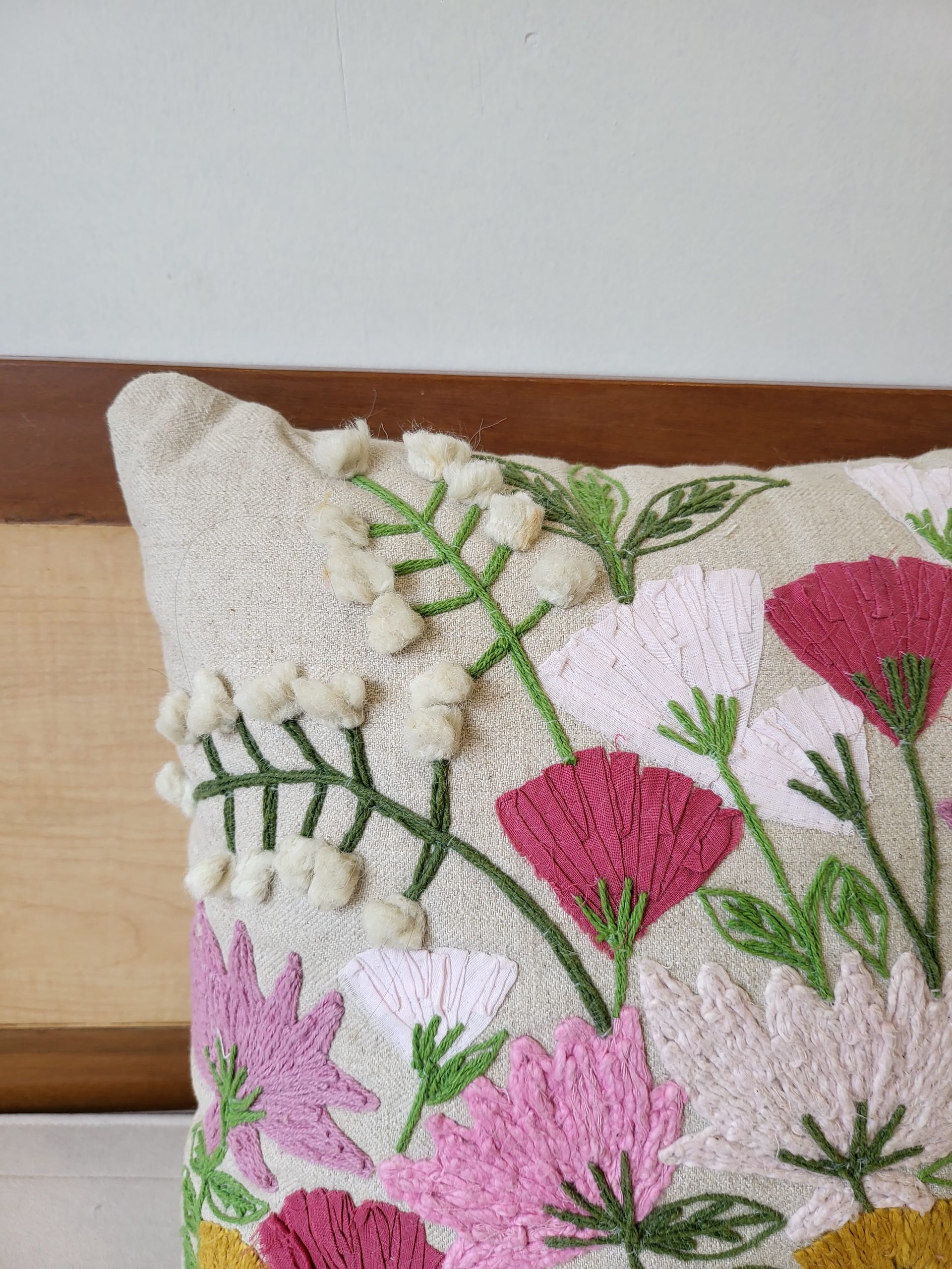 Garden Of Dreams Premium Embriodery Tufted Cushion (18"x18") 3 Garden Of Dreams Premium Embriodery Tufted Cushion (18"x18") - Image 3
