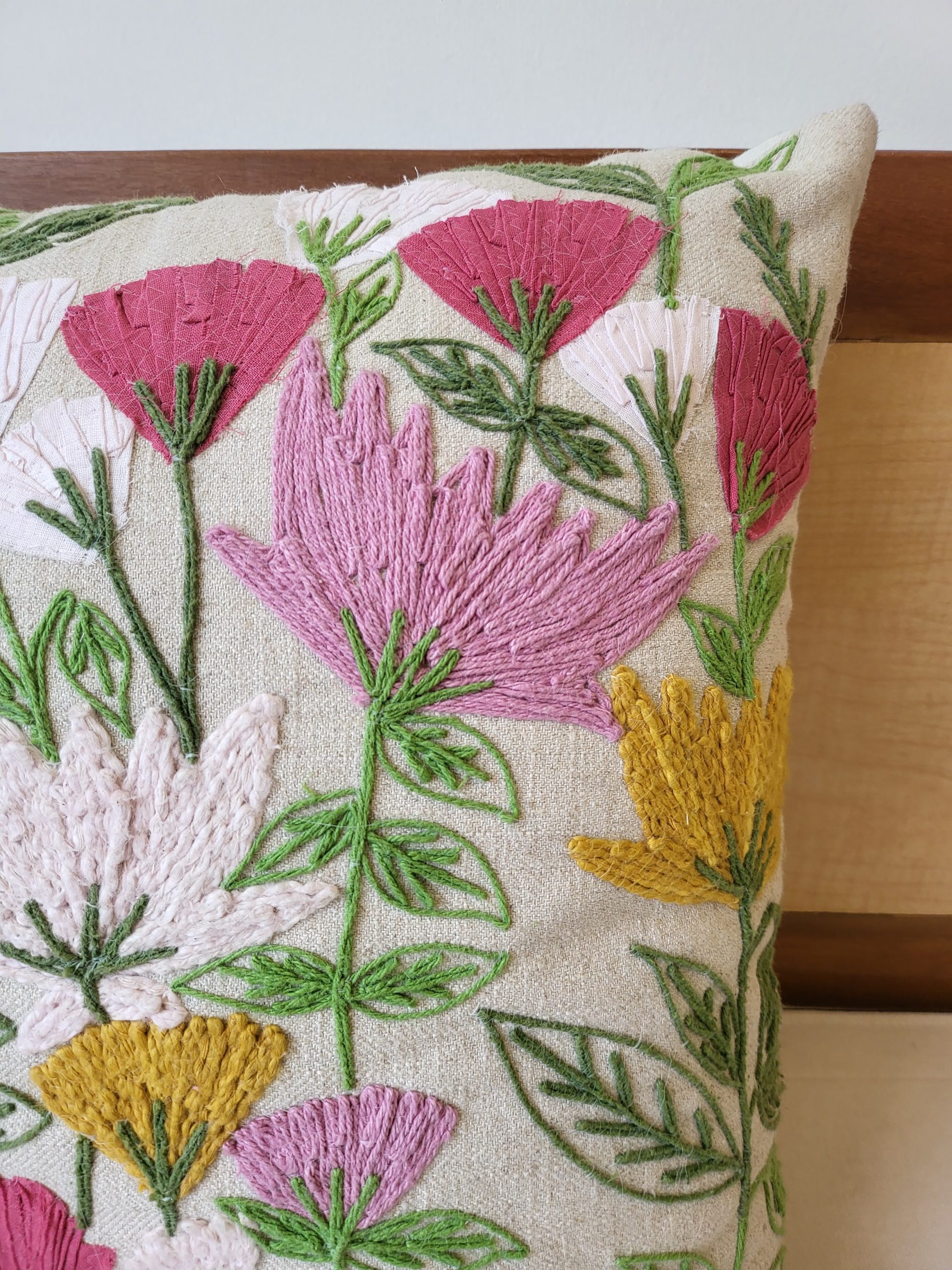 Garden Of Dreams Premium Embriodery Tufted Cushion (18"x18") 4 Garden Of Dreams Premium Embriodery Tufted Cushion (18"x18") - Image 4