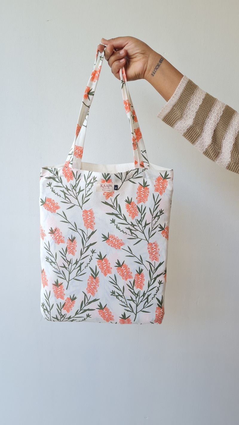 Pink And Green Comb Cotton Printed Bedshseet With Bag 7 Pink And Green Comb Cotton Printed Bedshseet With Bag - Image 7