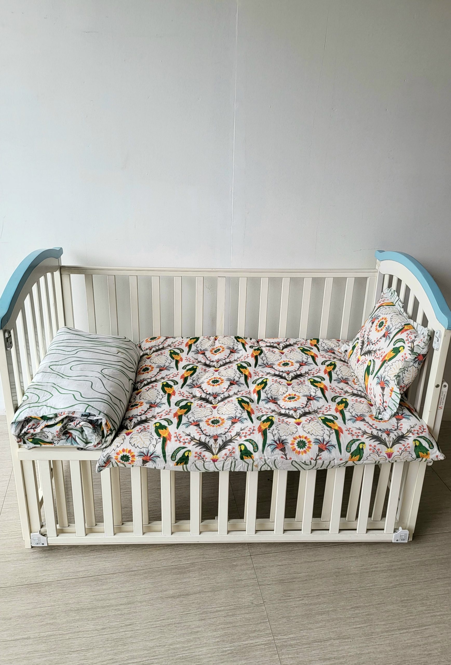 Parrot Set Of 5pcs Baby Bedding Set 2 Parrot Set Of 5pcs Baby Bedding Set - Image 2