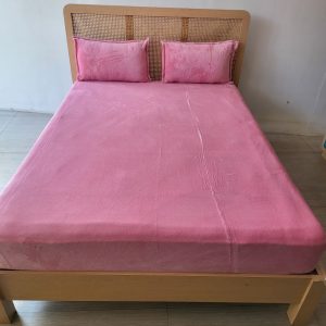 Pink Velvet Fitted/Elastic Bedsheet