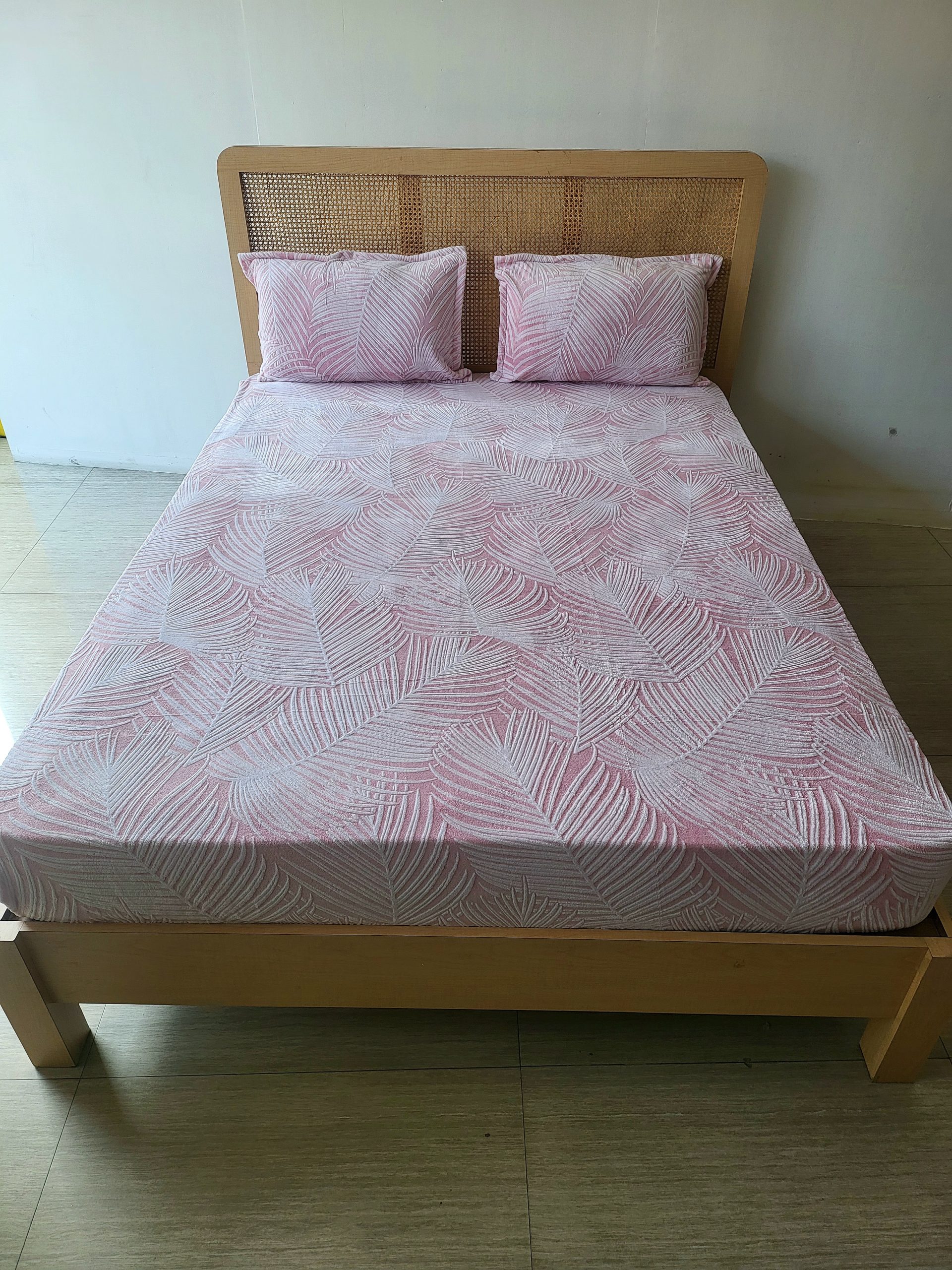 Pink Palm Velvet Fitted/Elastic Bedsheet 1 Pink Palm Velvet Fitted/Elastic Bedsheet