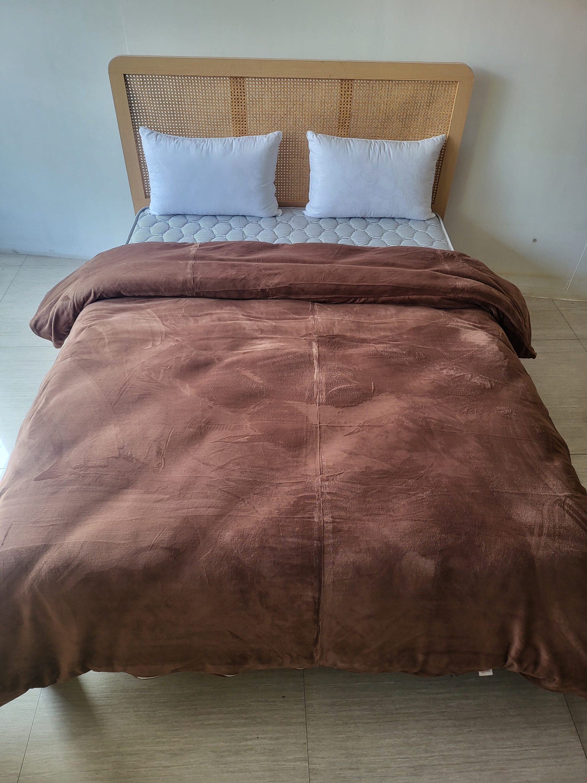 Brown Velvet Quilt/Blanket Cover Only 2 Brown Velvet Quilt/Blanket Cover Only - Image 2