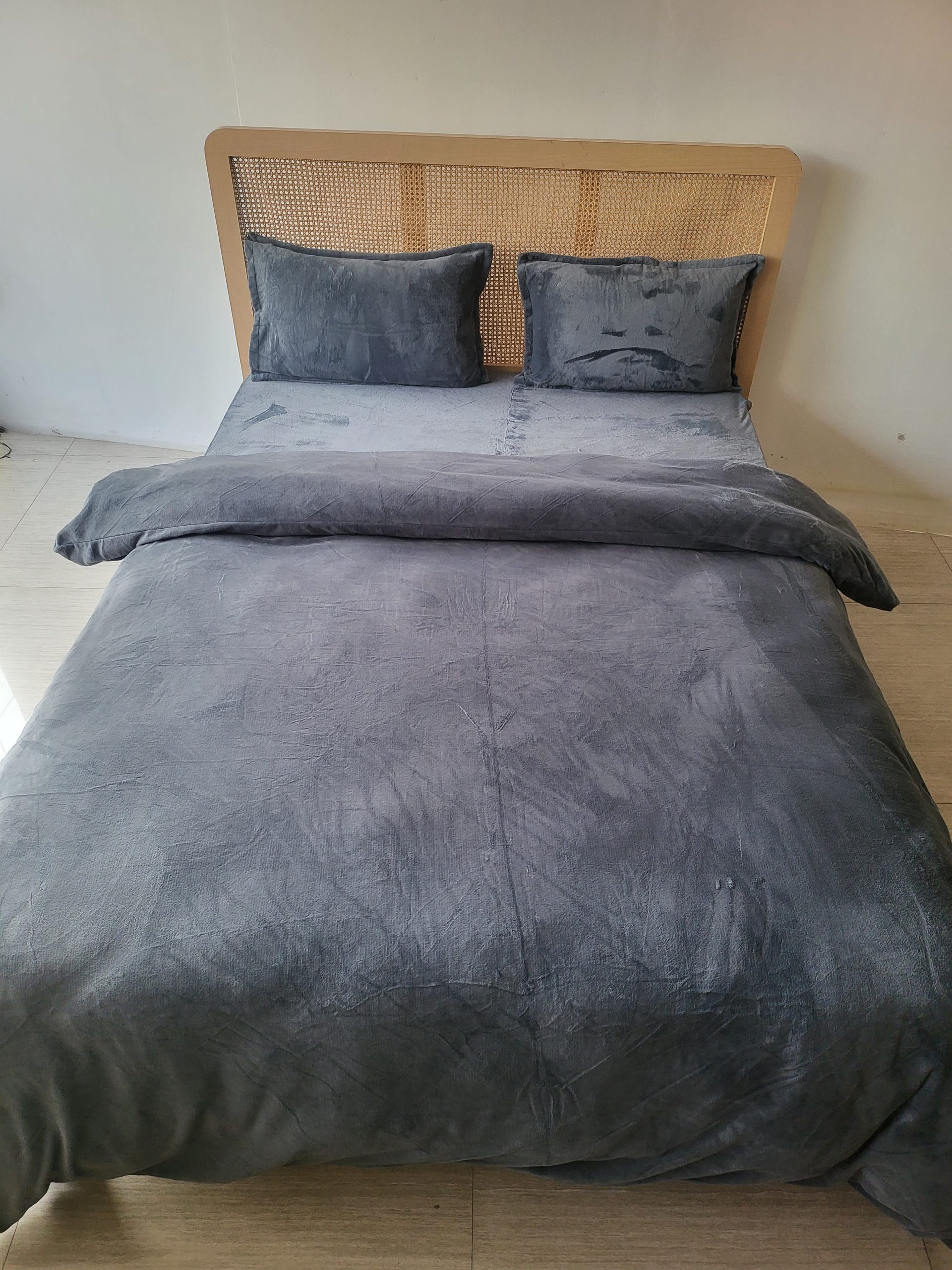 Grey Velvet Quilt/Blanket Cover Only 1 Grey Velvet Quilt/Blanket Cover Only