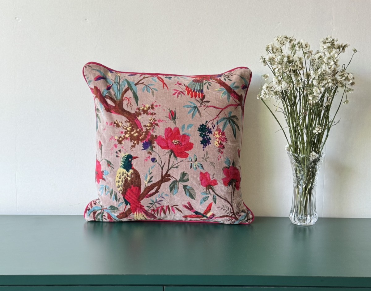 Pastel Colour Premium Velvet Cushion (18" x 18") 1 Pastel Colour Premium Velvet Cushion (18" x 18")