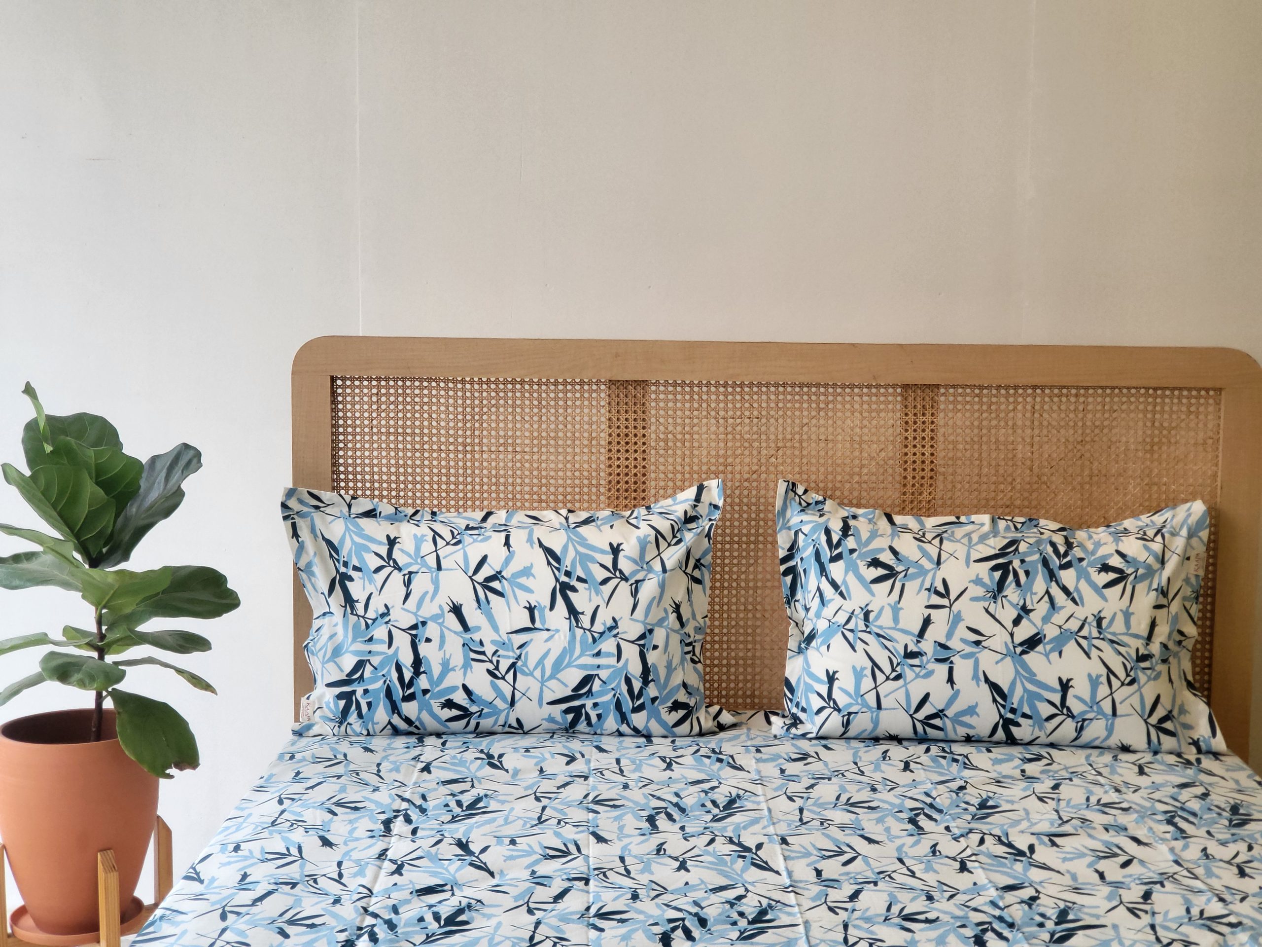 Blue Leaves Printed Cotton Bedsheet With Bag 2 Blue Leaves Printed Cotton Bedsheet With Bag - Image 2