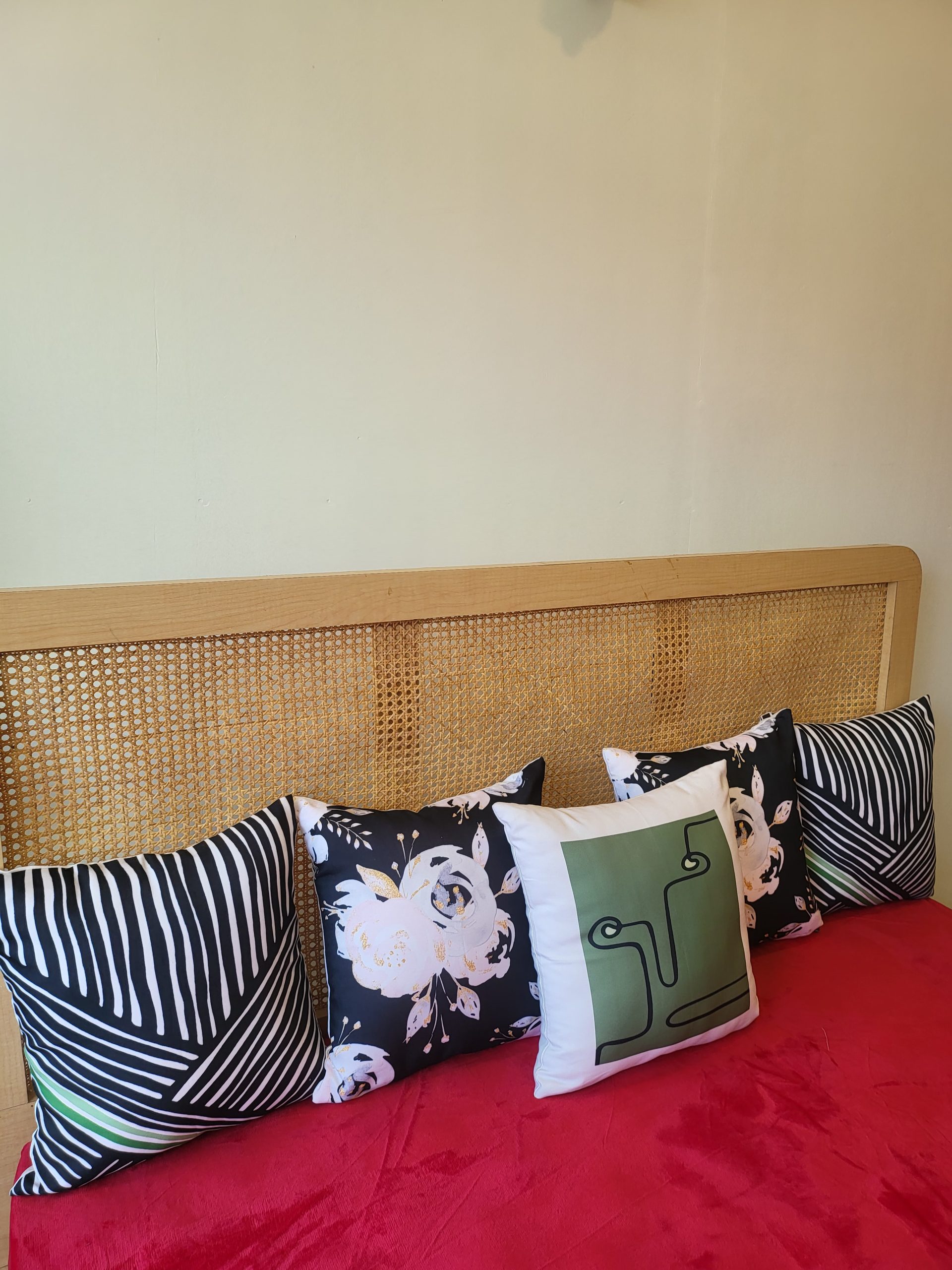 Black And Green Theme Set Of 5 Cushion Cover Only (16 x 16 inch) 2 Black And Green Theme Set Of 5 Cushion Cover Only (16 x 16 inch) - Image 2