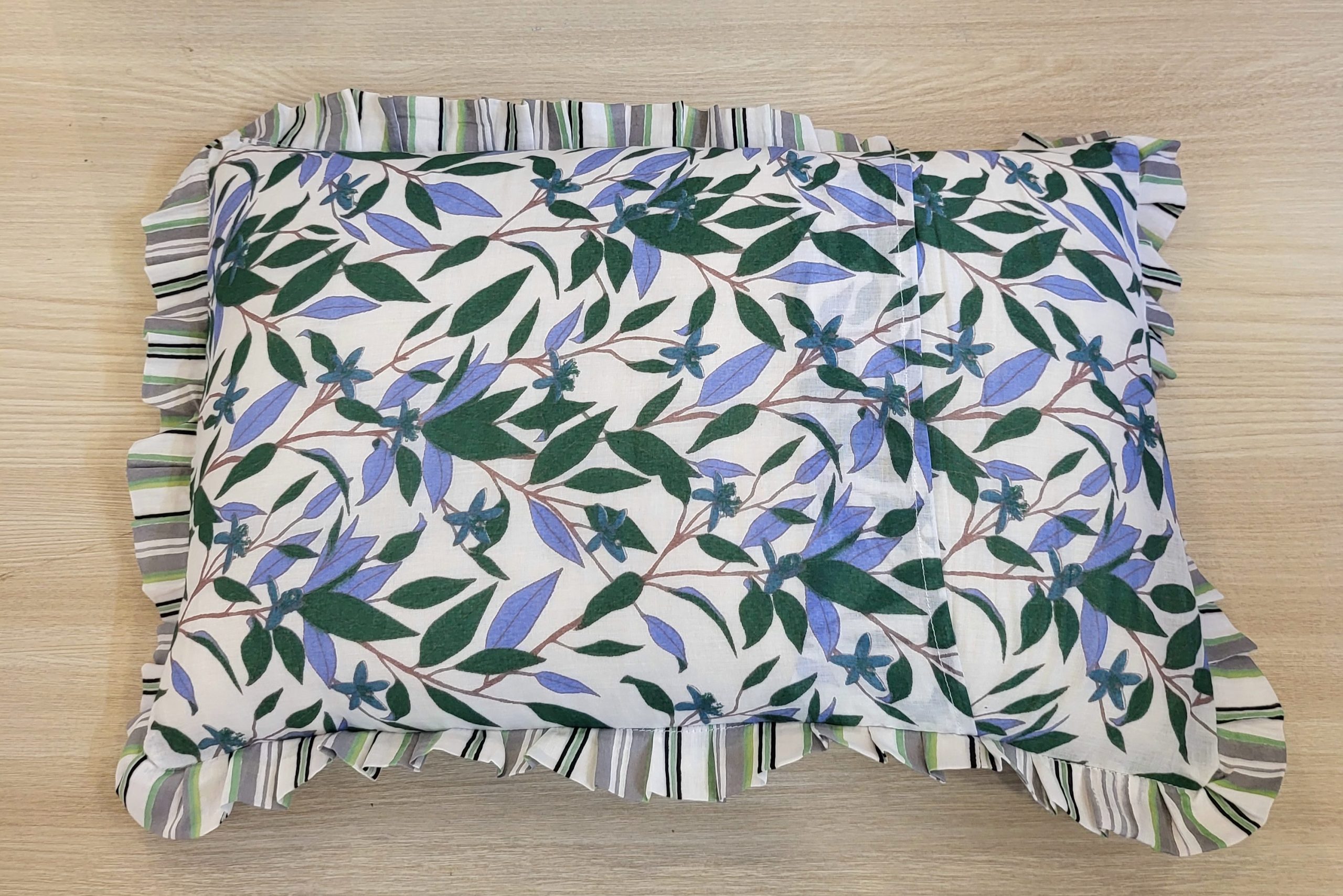 Green Leaves Cotton Ruffles Pillow (12 x 18 inch) 2 Green Leaves Cotton Ruffles Pillow (12 x 18 inch) - Image 2