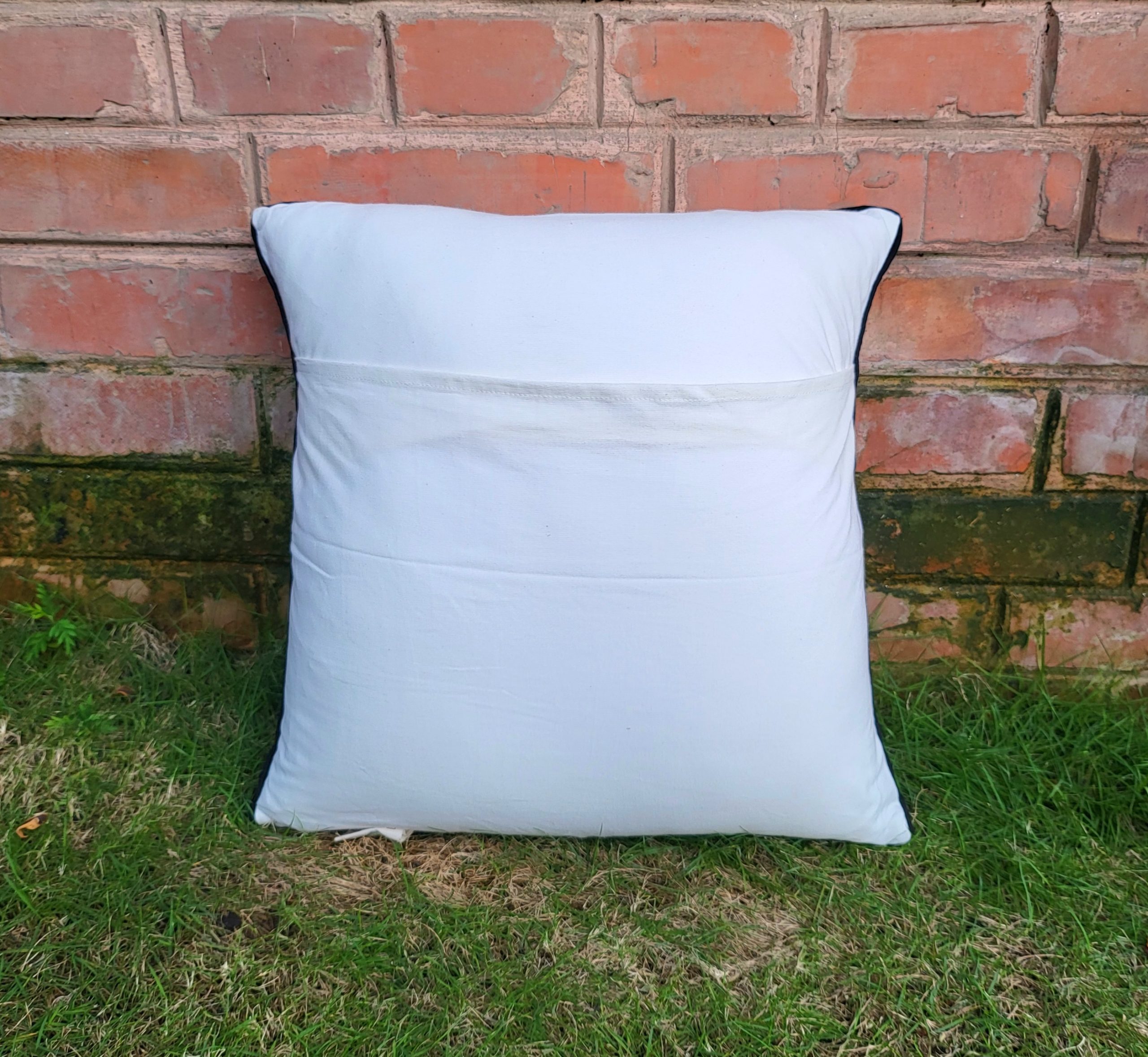 Yellow Lavender Piping Cotton Cushion Cover (18 x 18 inch) 4 Yellow Lavender Piping Cotton Cushion Cover (18 x 18 inch) - Image 4