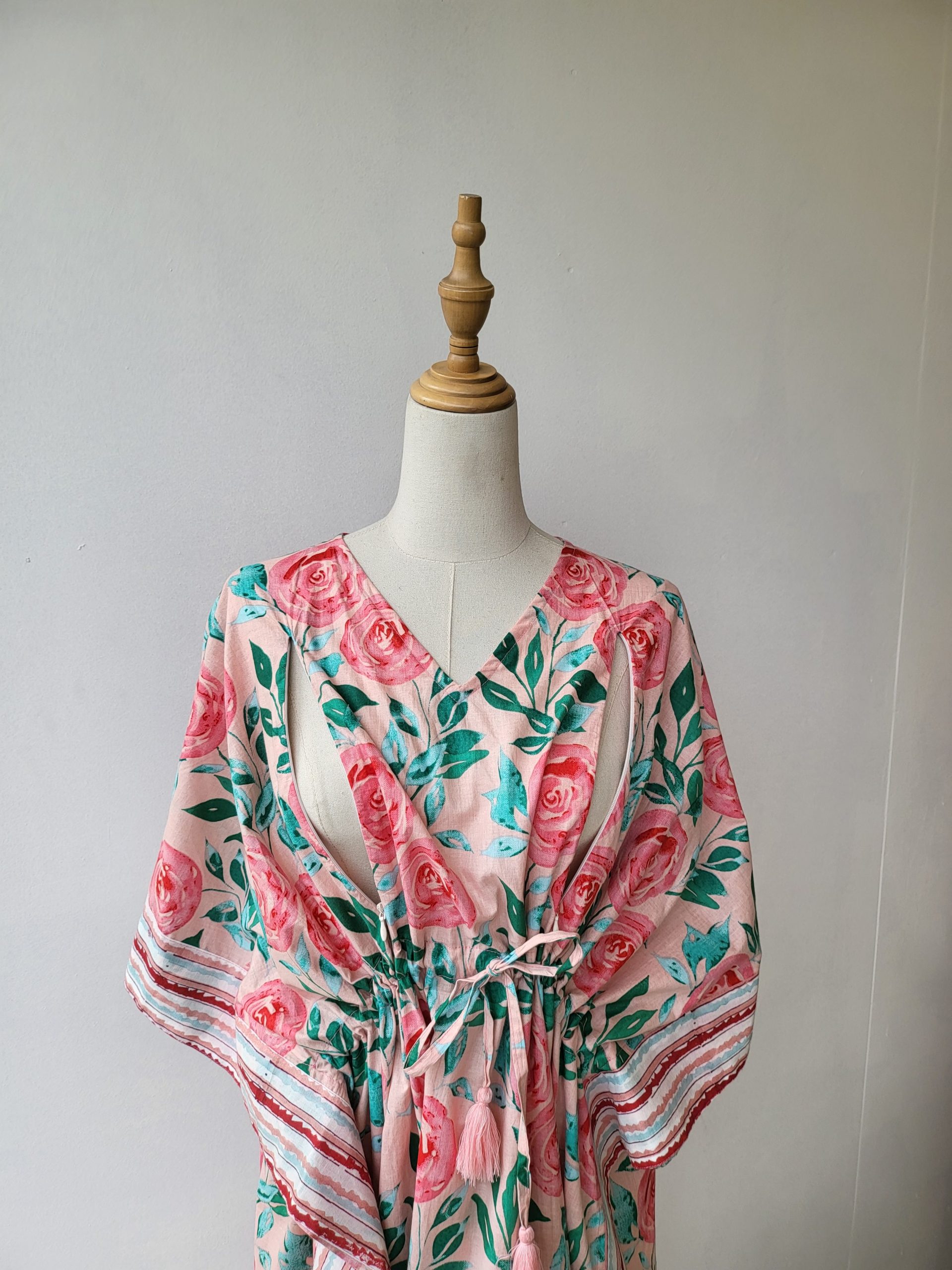 Big Pink Flower V Neck Cotton Zipper Kaftan 2 Big Pink Flower V Neck Cotton Zipper Kaftan - Image 2