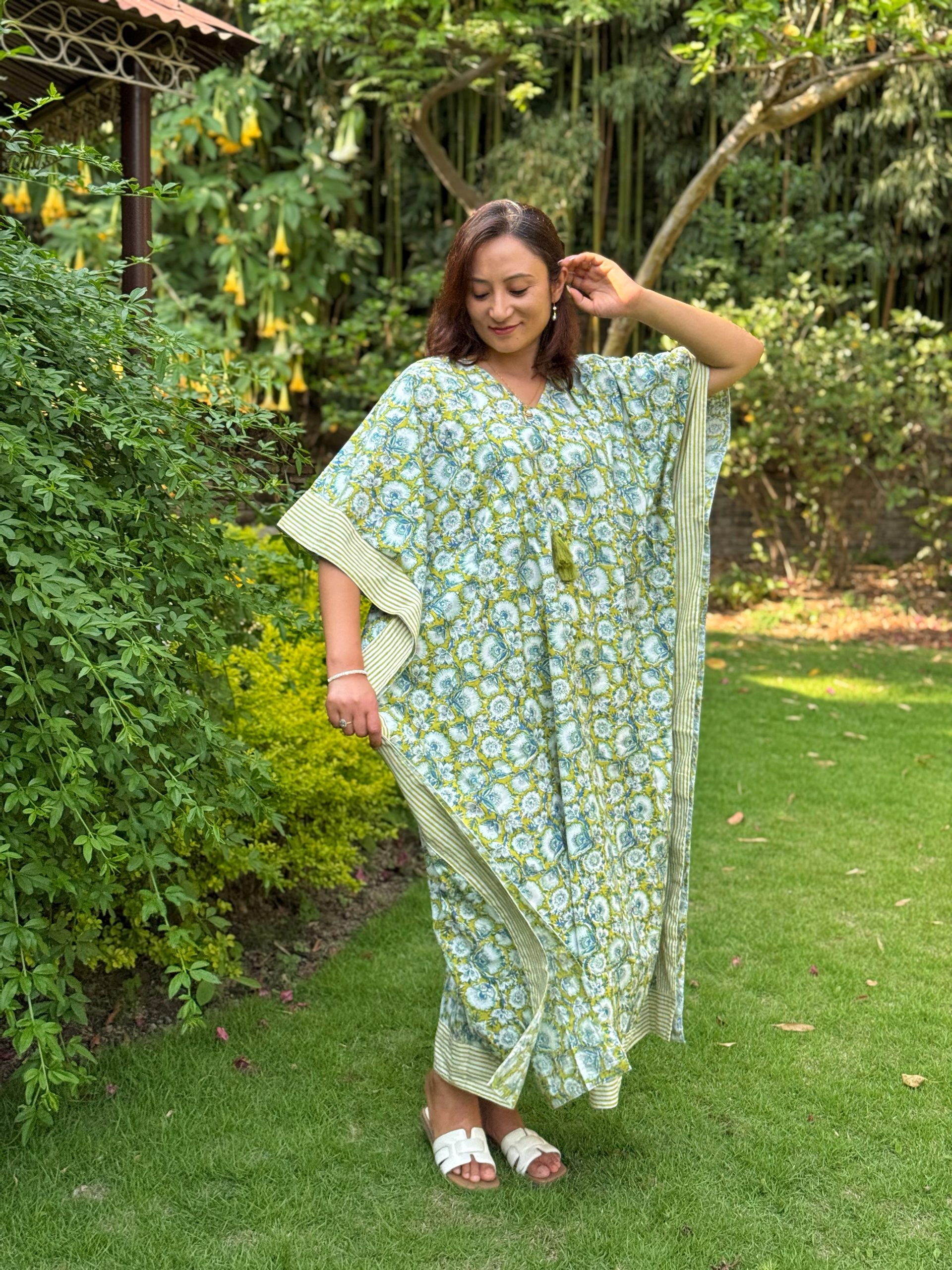 Blue Flower With Green Base V Neck Cotton Zipper Kaftan 4 Blue Flower With Green Base V Neck Cotton Zipper Kaftan - Image 4