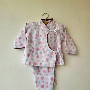 Pink Giraffe Print Three Layer Malmal Baby Bhoto Set