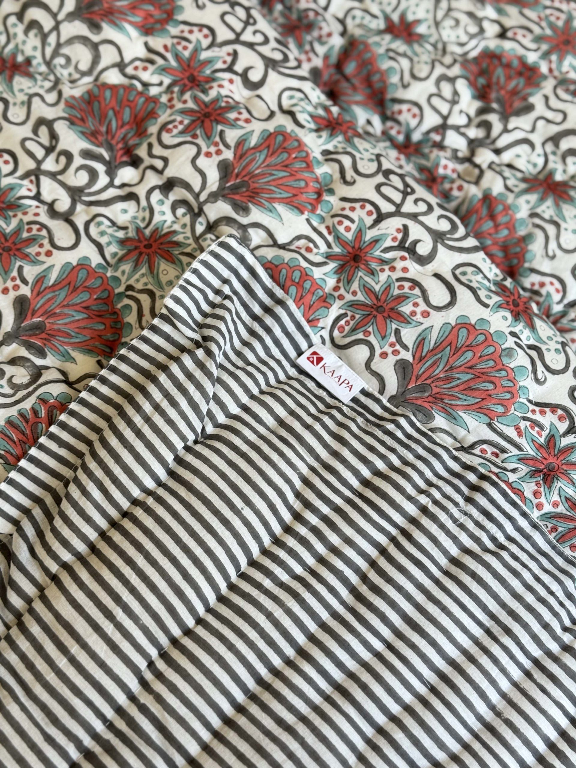 Set Of 6 Mughal Print Cotton Bedsheet, Blanket And 2 Cushion Covers 8 Set Of 6 Mughal Print Cotton Bedsheet, Blanket And 2 Cushion Covers - Image 8