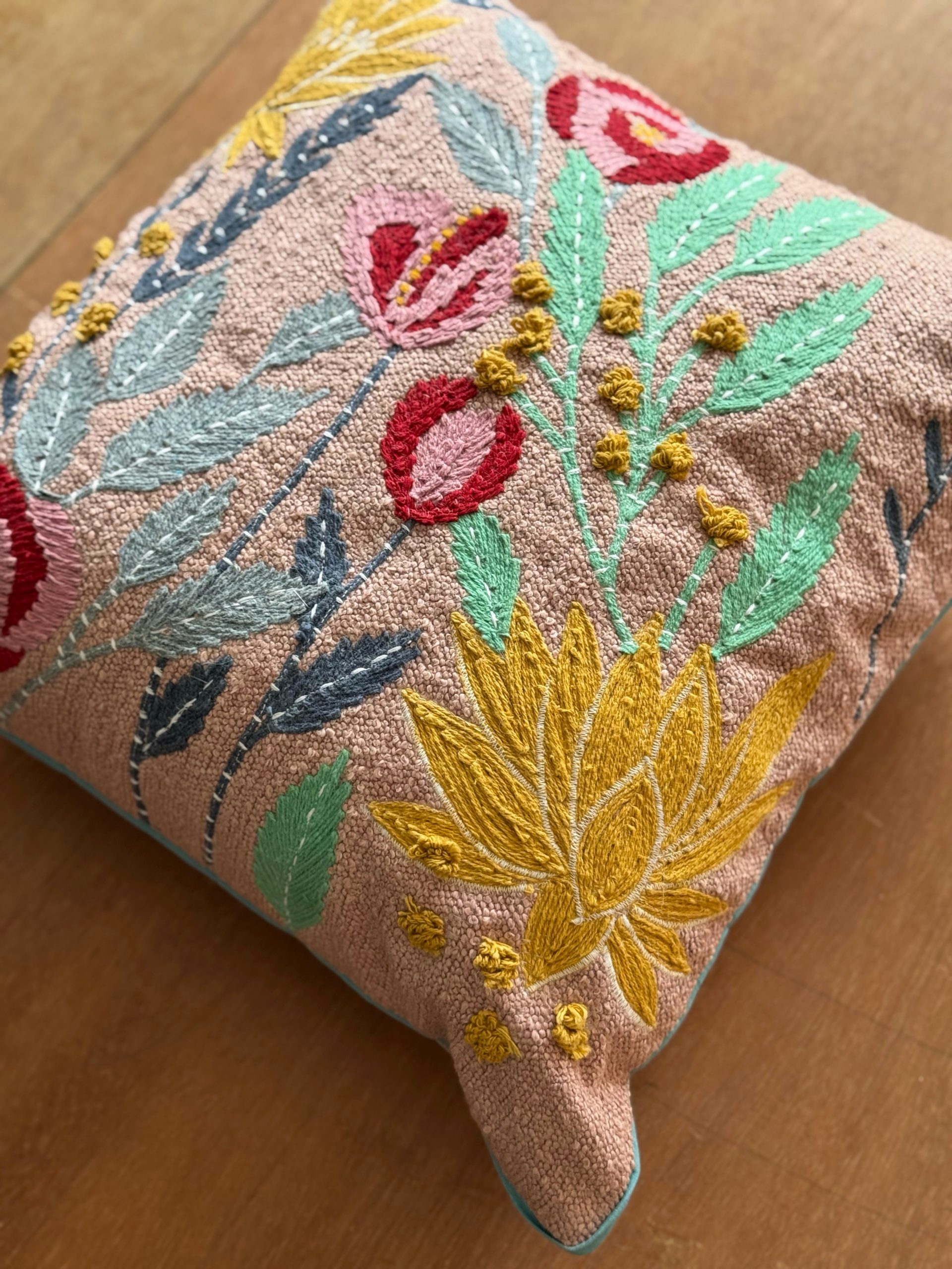 Red Rose Pink Base Embroidery Cushion (18 x 18 inch) 4 Red Rose Pink Base Embroidery Cushion (18 x 18 inch) - Image 4