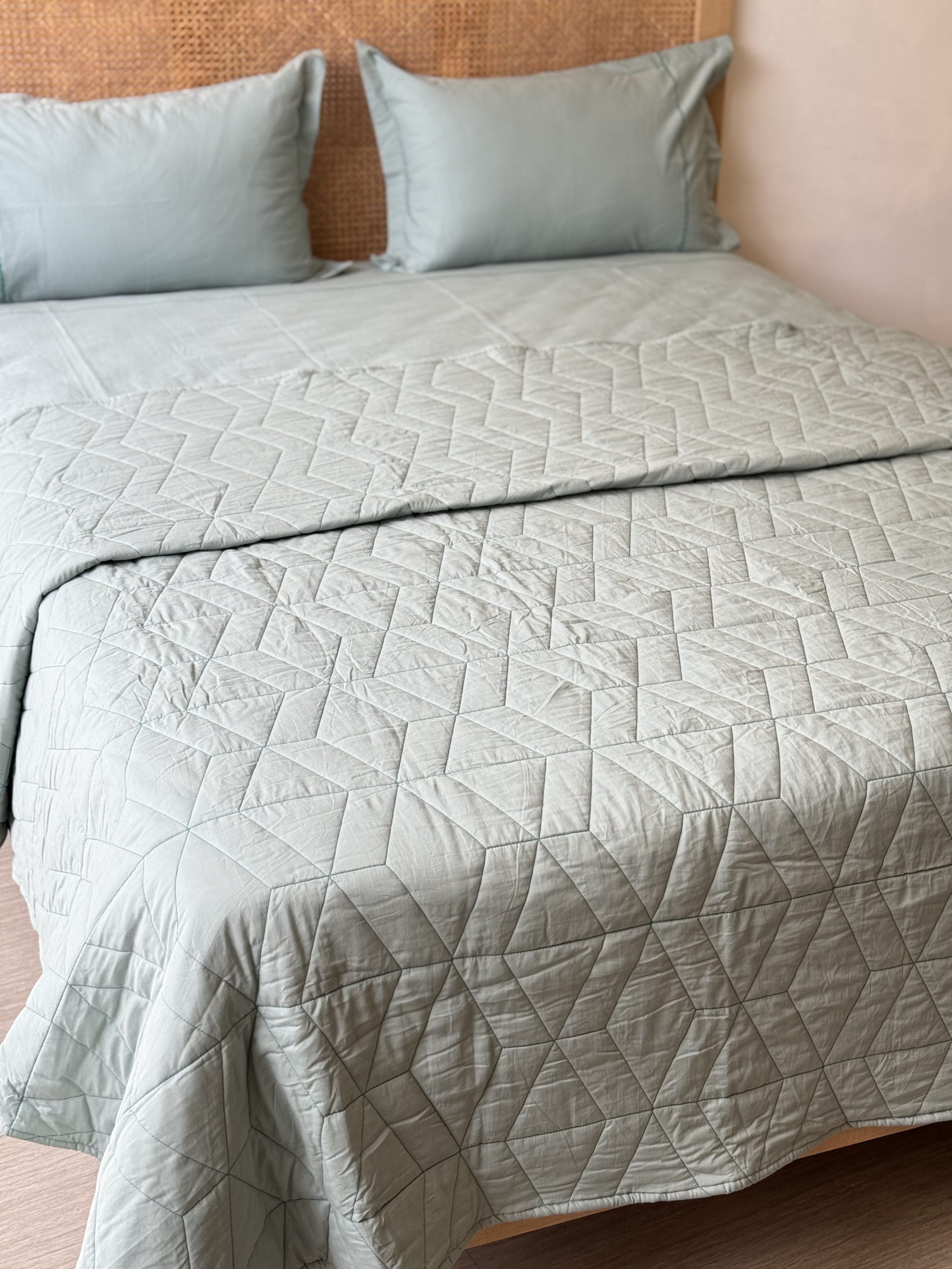 Set Of 4 Agave Green Solid Embroidery Bedsheet And Cotton Comforter 2 Set Of 4 Agave Green Solid Embroidery Bedsheet And Cotton Comforter - Image 2