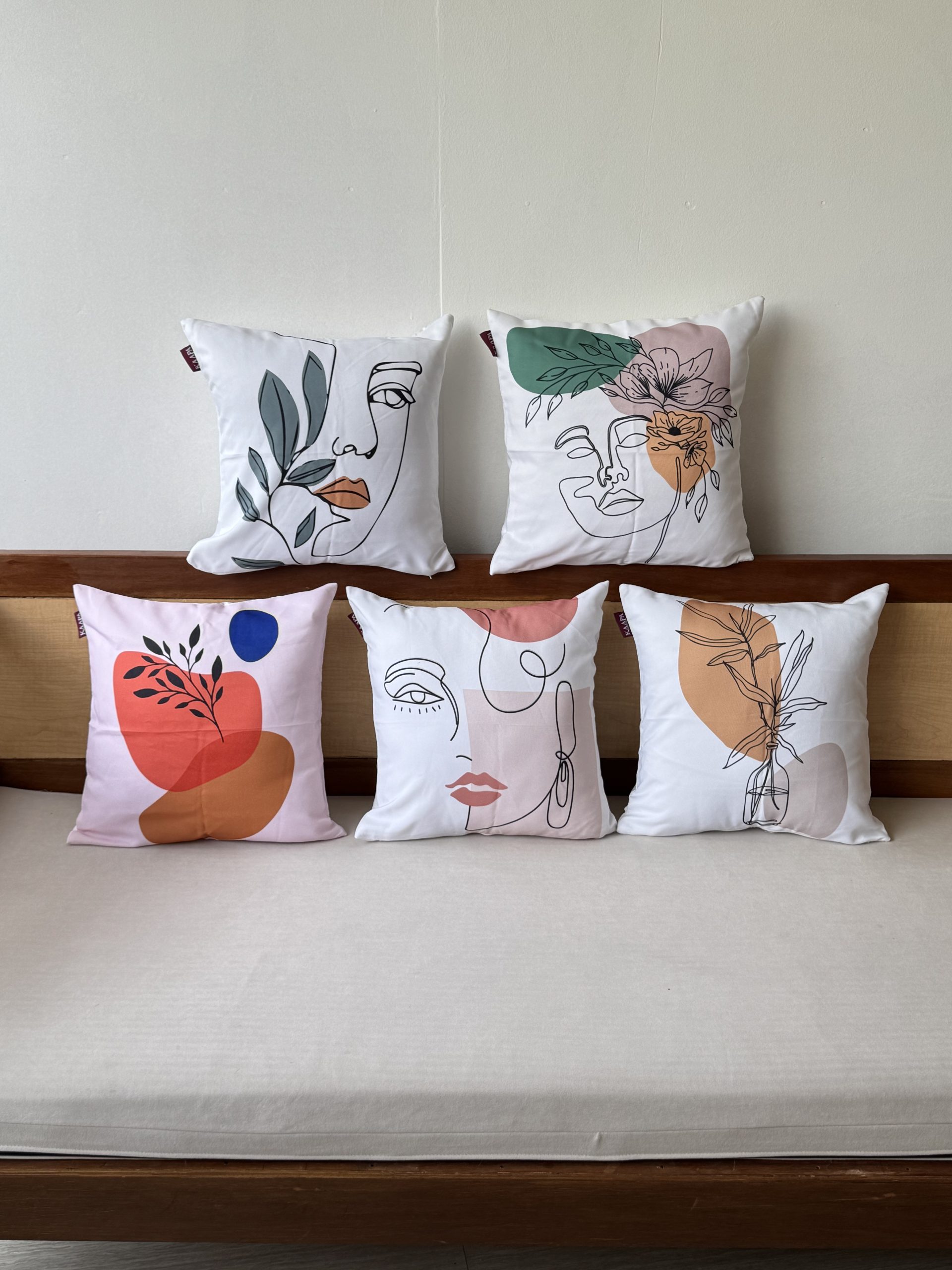 Face Print Set of 5 Cushion Cover Only (16 x 16 inch) 1 Face Print Set of 5 Cushion Cover Only (16 x 16 inch)