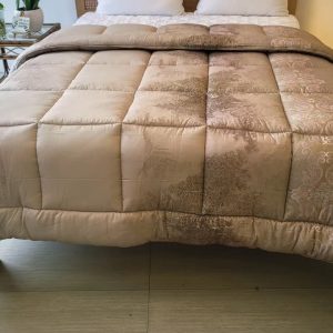 Camel Colour Winter Cotton Silk Quilt (90 x 100 inch)